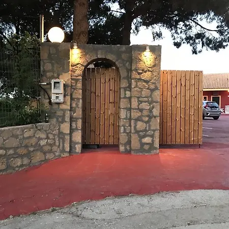 Ammos Sea Front - Adults Only Apartament